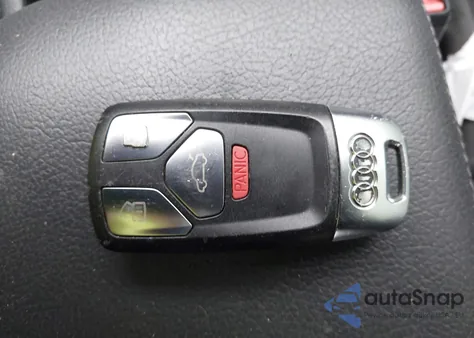 2017 Audi A4 2.0T Ultra Premium z USA, uszkodzony, nr VIN WAUGMAF48HN045962